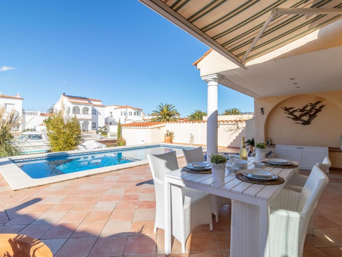 Holiday Home Bonica By Interhome Empuriabrava Εξωτερικό φωτογραφία